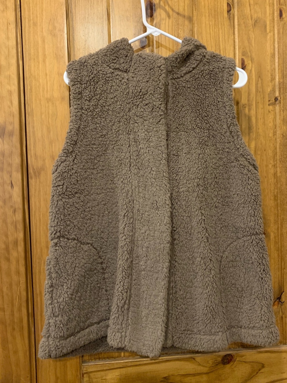 Kookaburra by UGG Cozy Women’s Sherpa Vest - Brown